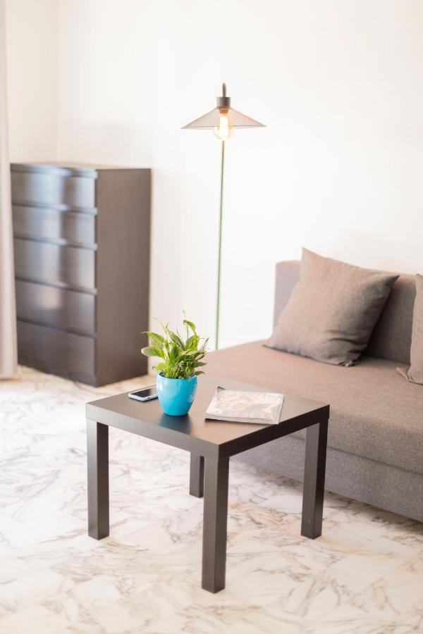 Studio With Terrace And Sea View, 10 Min To The Beach Niza Exterior foto