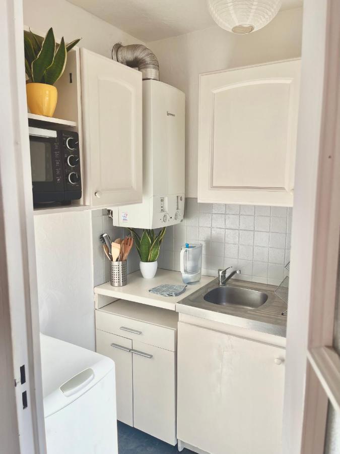 Studio With Terrace And Sea View, 10 Min To The Beach Niza Exterior foto